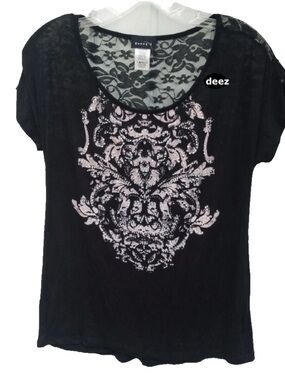 EVERY 1 Women's Black w White Graphics 
Black Lace and Embellishments Sz S